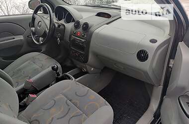 Седан Chevrolet Aveo 2005 в Виннице