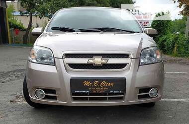 Седан Chevrolet Aveo 2008 в Києві