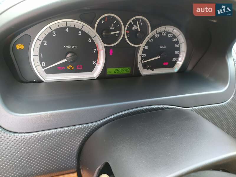 Седан Chevrolet Aveo 2008 в Киеве