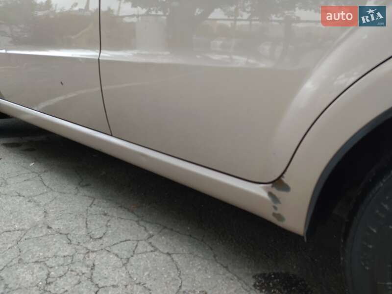 Седан Chevrolet Aveo 2008 в Киеве