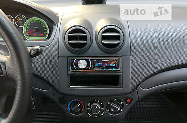 Седан Chevrolet Aveo 2010 в 