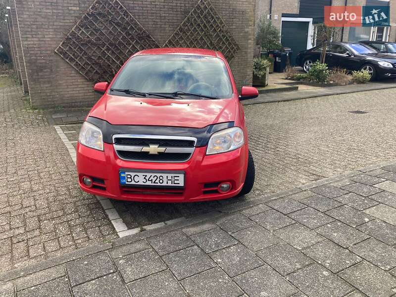 Седан Chevrolet Aveo 2011 в Києві