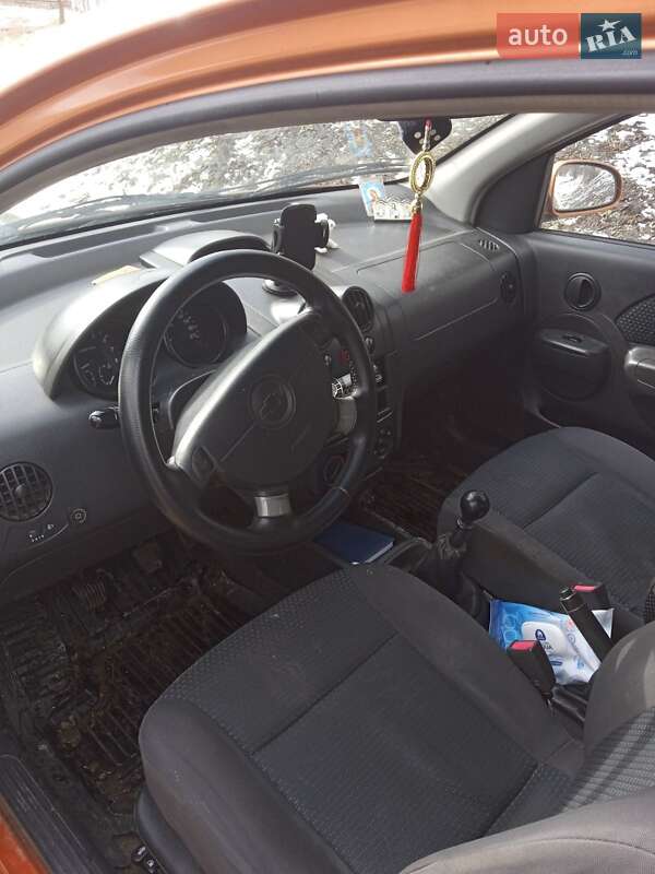 Хэтчбек Chevrolet Aveo 2006 в Городне