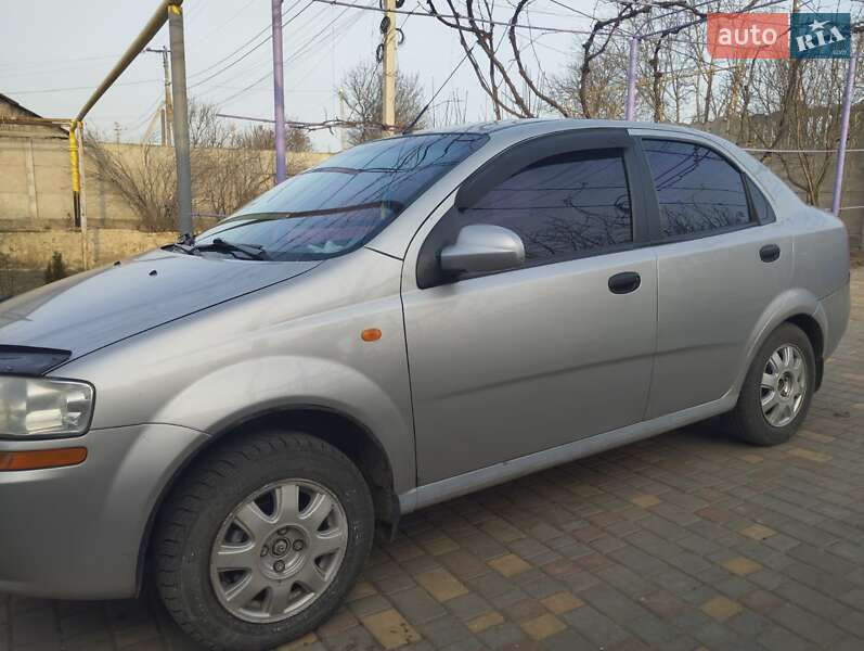 Седан Chevrolet Aveo 2005 в Одессе