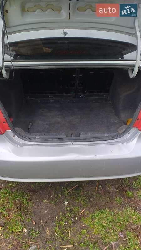 Седан Chevrolet Aveo 2005 в Малине фото 8 Седан Chevrolet Aveo 2005 в Малине