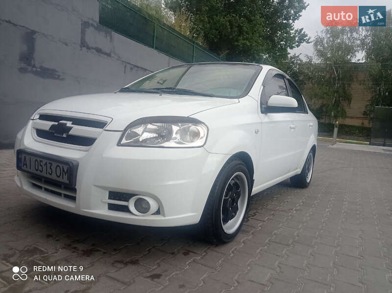 Седан Chevrolet Aveo 2008 в Обухове