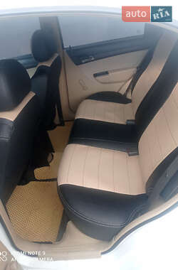 Седан Chevrolet Aveo 2008 в 