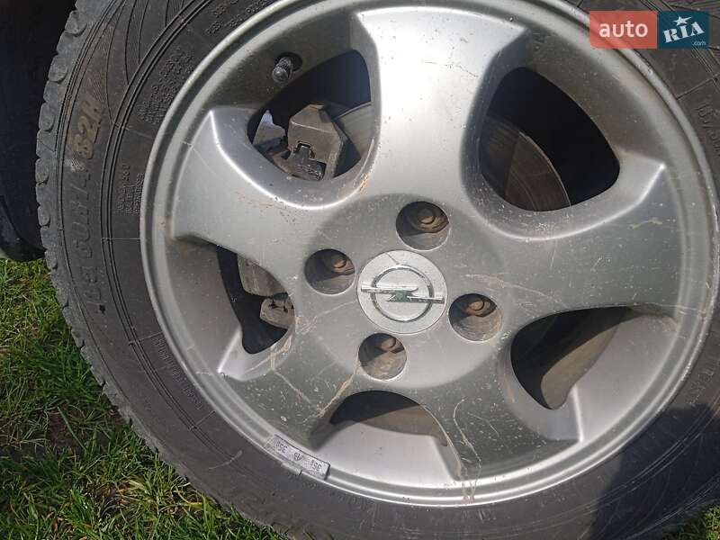 Седан Chevrolet Aveo 2008 в Полтаві