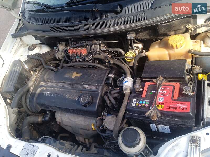 Седан Chevrolet Aveo 2008 в Полтаві