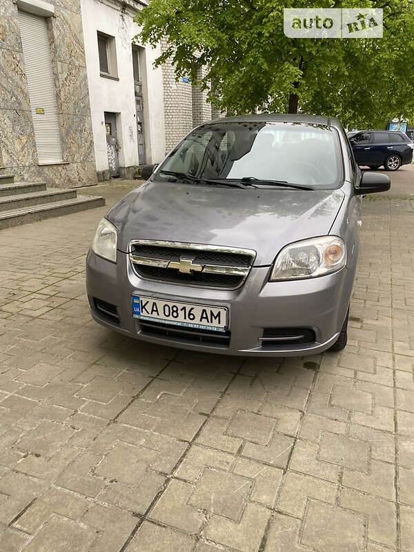 Седан Chevrolet Aveo 2008 в Києві