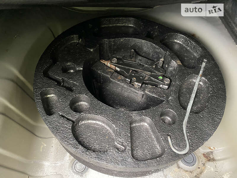 Седан Chevrolet Aveo 2008 в Києві