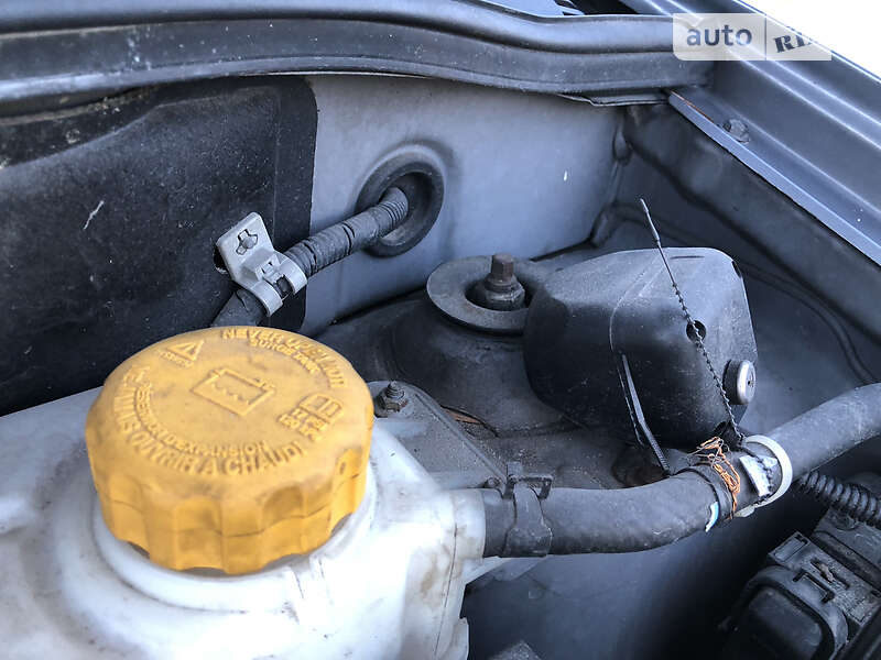 Седан Chevrolet Aveo 2008 в Києві