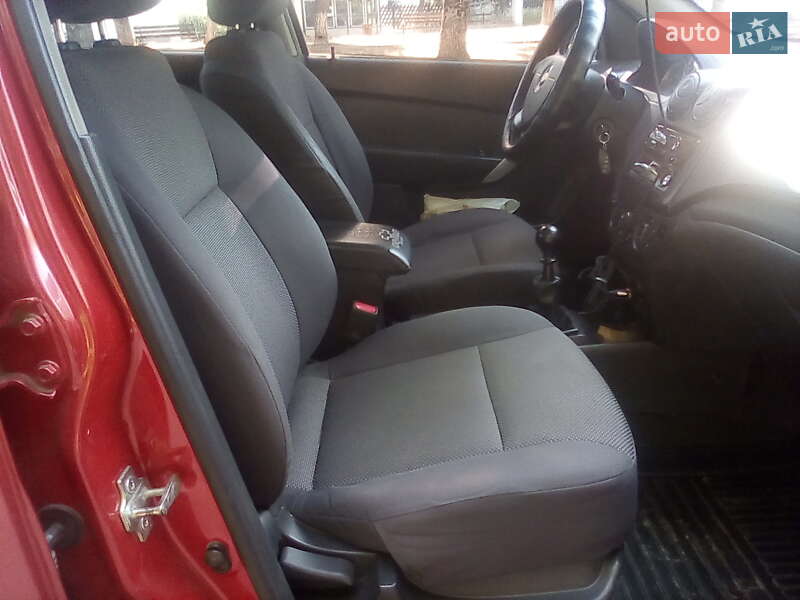 Седан Chevrolet Aveo 2007 в Николаеве