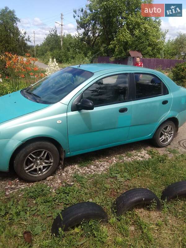 Седан Chevrolet Aveo 2006 в Краматорську
