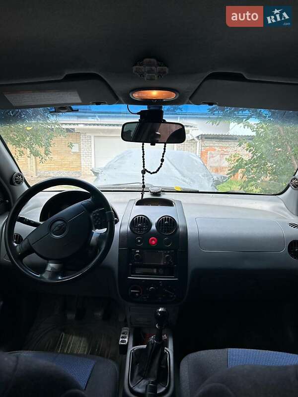 Седан Chevrolet Aveo 2003 в Харькове фото 8 Седан Chevrolet Aveo 2003 в Харькове