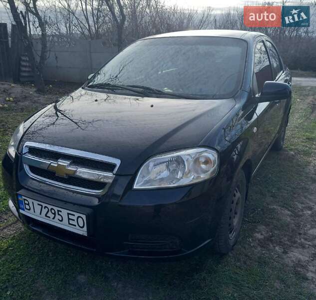 Седан Chevrolet Aveo 2006 в Кременчуге