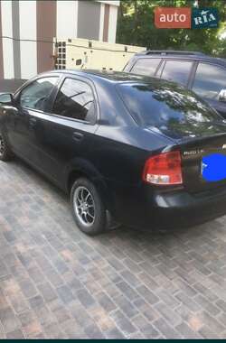 Седан Chevrolet Aveo 2005 в 