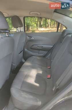 Седан Chevrolet Aveo 2012 в 