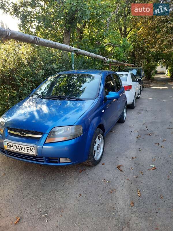 Хетчбек Chevrolet Aveo 2007 в 