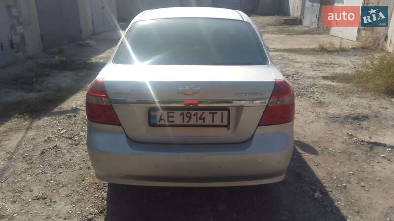 Седан Chevrolet Aveo 2008 в Каменском