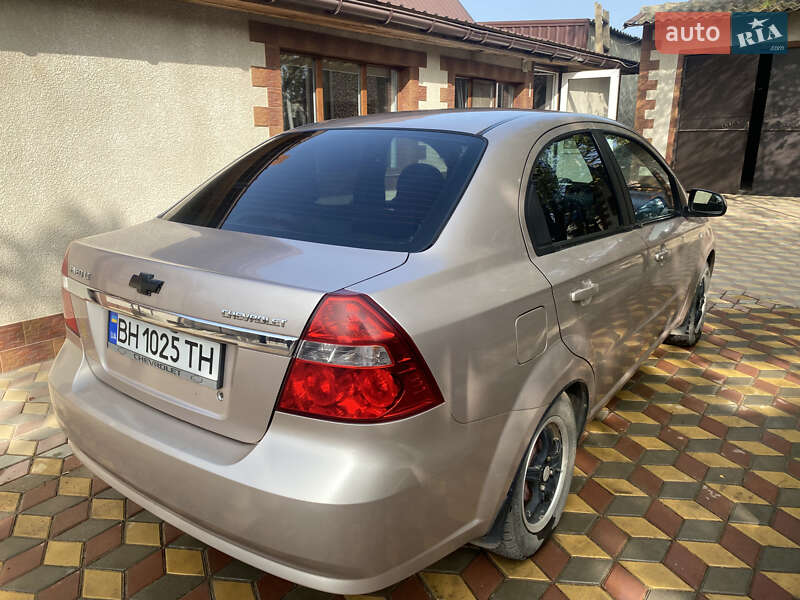 Седан Chevrolet Aveo 2008 в Белгороде-Днестровском