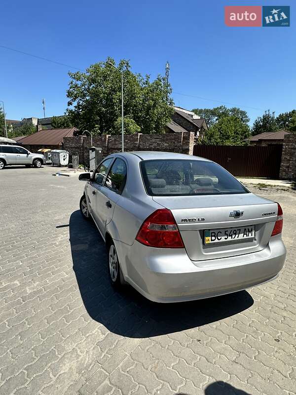 Седан Chevrolet Aveo 2006 в Львові