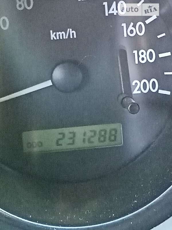 Седан Chevrolet Aveo 2005 в Киеве