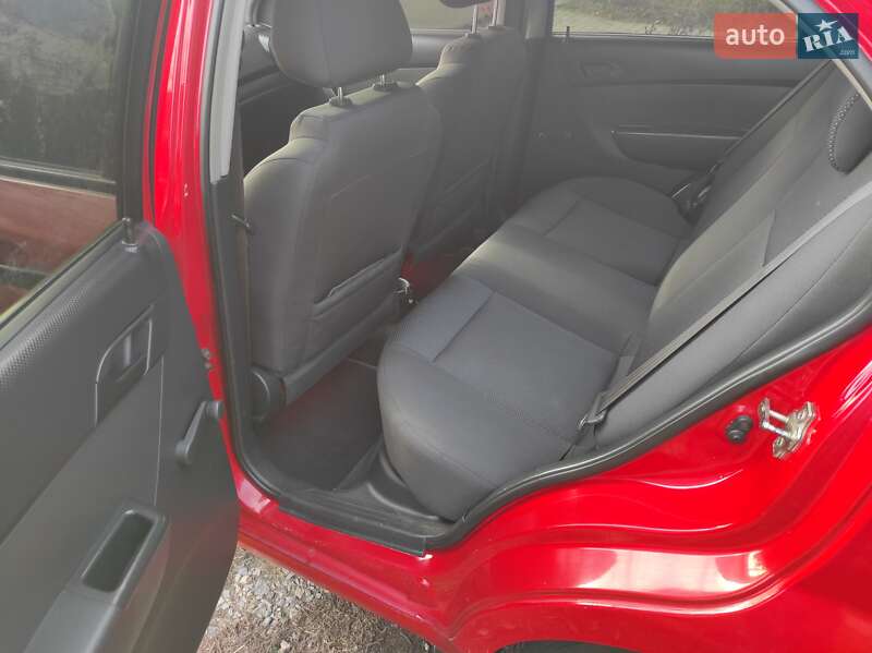 Седан Chevrolet Aveo 2008 в Полтаве