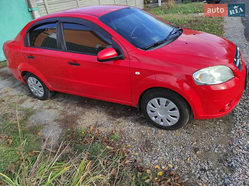 Седан Chevrolet Aveo 2008 в Полтаве