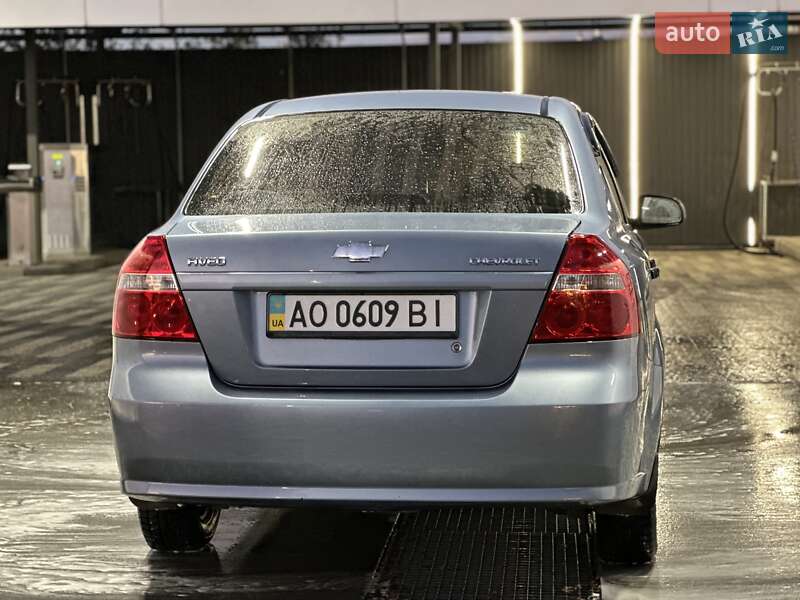 Седан Chevrolet Aveo 2007 в Ужгороді