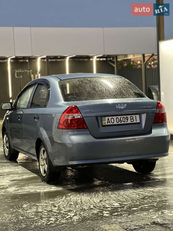 Седан Chevrolet Aveo 2007 в Ужгороді