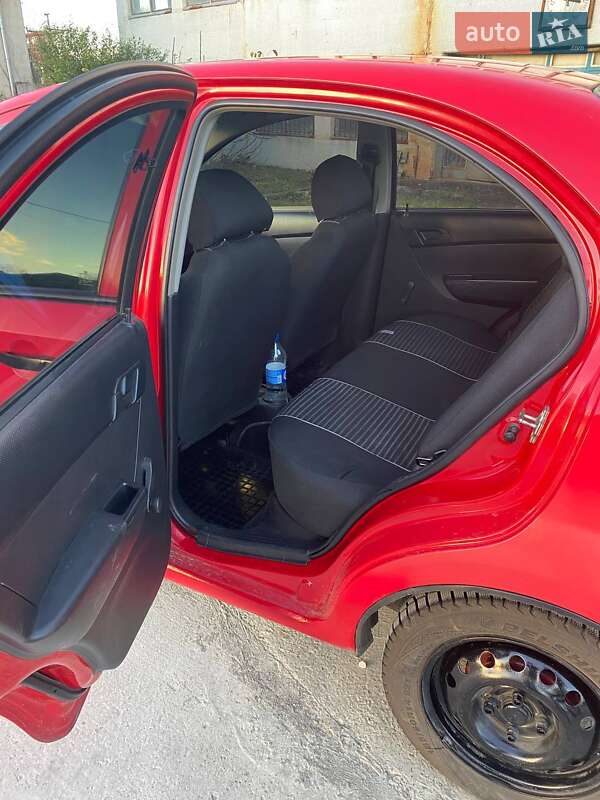 Седан Chevrolet Aveo 2007 в Стрию