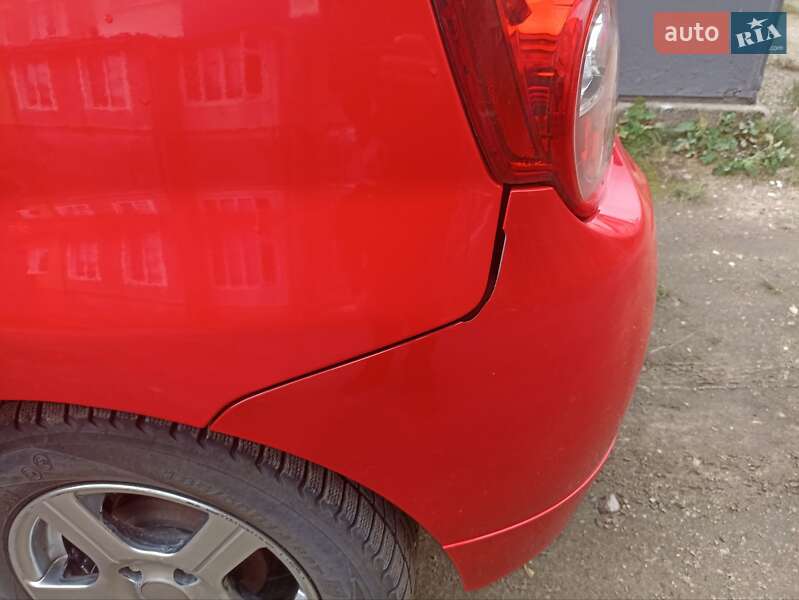 Хэтчбек Chevrolet Aveo 2008 в Могилев-Подольске