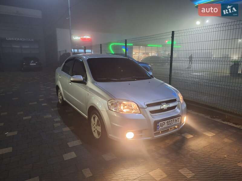 Седан Chevrolet Aveo 2008 в Киеве