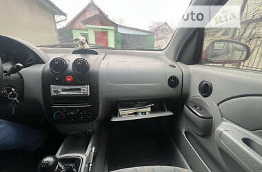 Седан Chevrolet Aveo 2005 в 