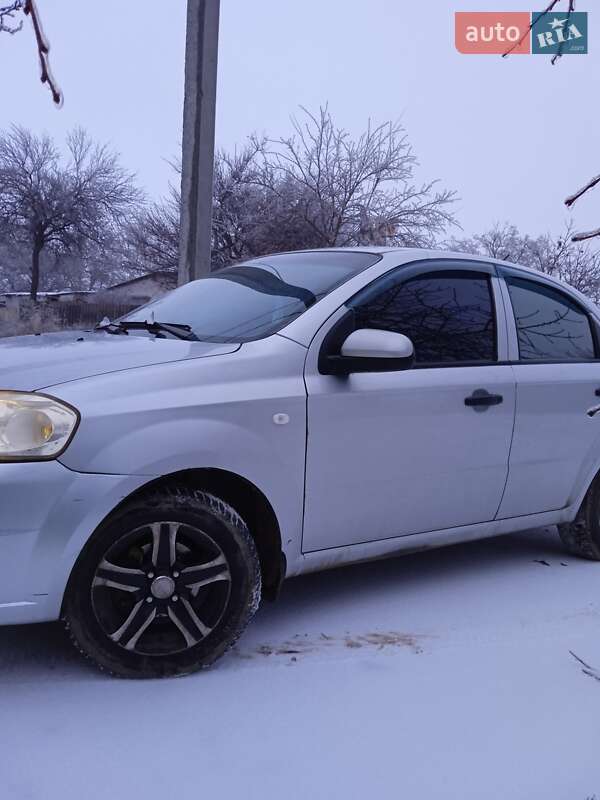 Седан Chevrolet Aveo 2007 в Кропивницькому