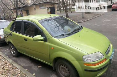 Седан Chevrolet Aveo 2005 в Києві