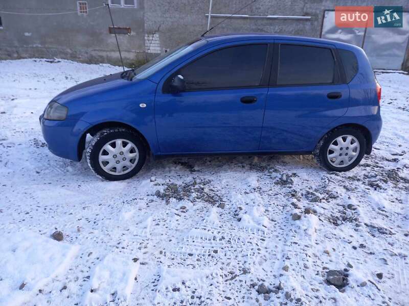 Хэтчбек Chevrolet Aveo 2007 в Виноградове фото 10 Хэтчбек Chevrolet Aveo 2007 в Виноградове