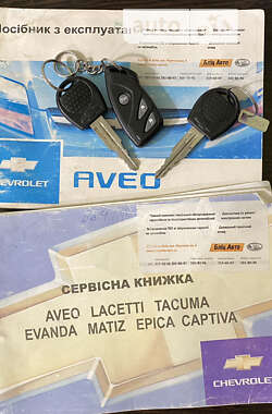 Хэтчбек Chevrolet Aveo 2008 в Киеве