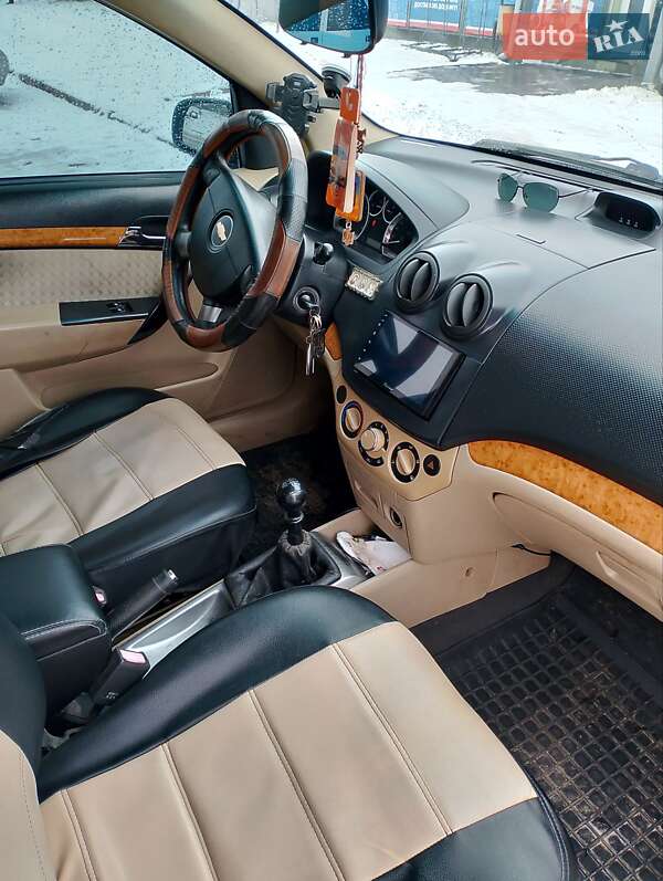 Седан Chevrolet Aveo 2008 в Варве