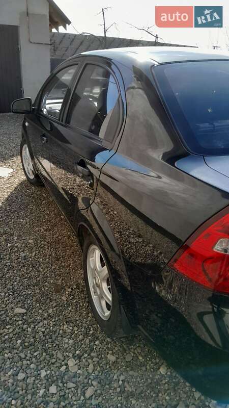 Седан Chevrolet Aveo 2008 в Коломые
