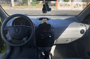 Седан Chevrolet Aveo 2004 в Одесі