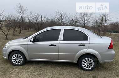 Седан Chevrolet Aveo 2007 в Покровском