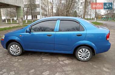 Седан Chevrolet Aveo 2004 в Подольске