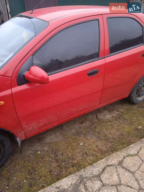Седан Chevrolet Aveo 2004 в Барановке