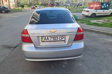 Седан Chevrolet Aveo 2007 в Києві