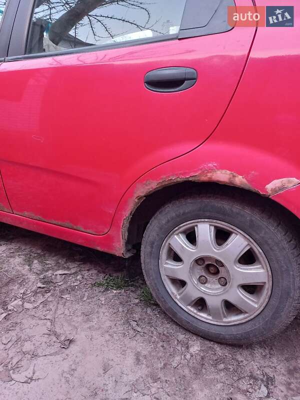 Седан Chevrolet Aveo 2005 в Чернигове