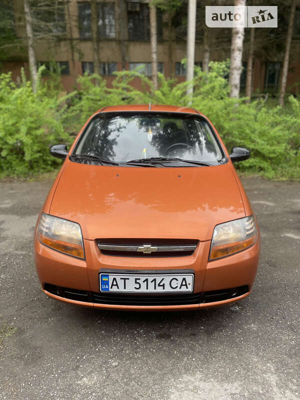 Седан Chevrolet Aveo 2005 в Ивано-Франковске