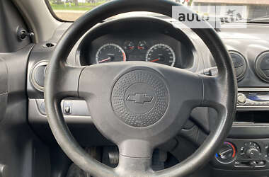 Седан Chevrolet Aveo 2007 в Дніпрі