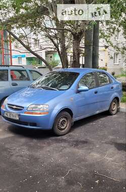 Седан Chevrolet Aveo 2005 в Днепре